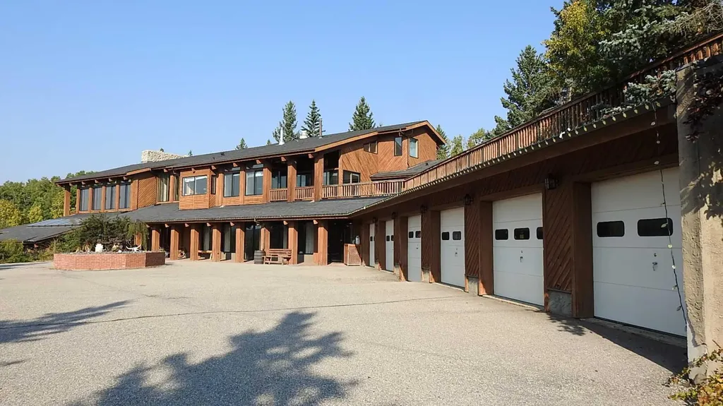 240074 Highway 546 Rural Foothills County AB T0L 2A0