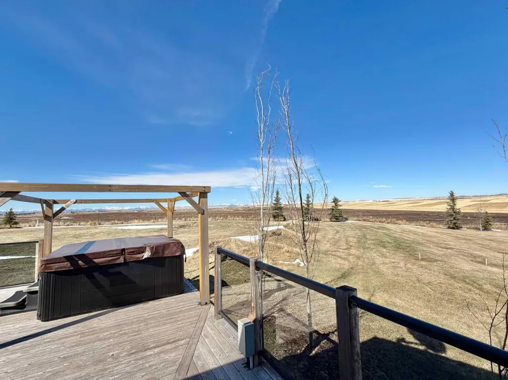 482011 64 Street E Rural Foothills County AB T0L 0A0