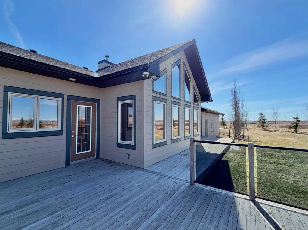 482011 64 Street E Rural Foothills County AB T0L 0A0