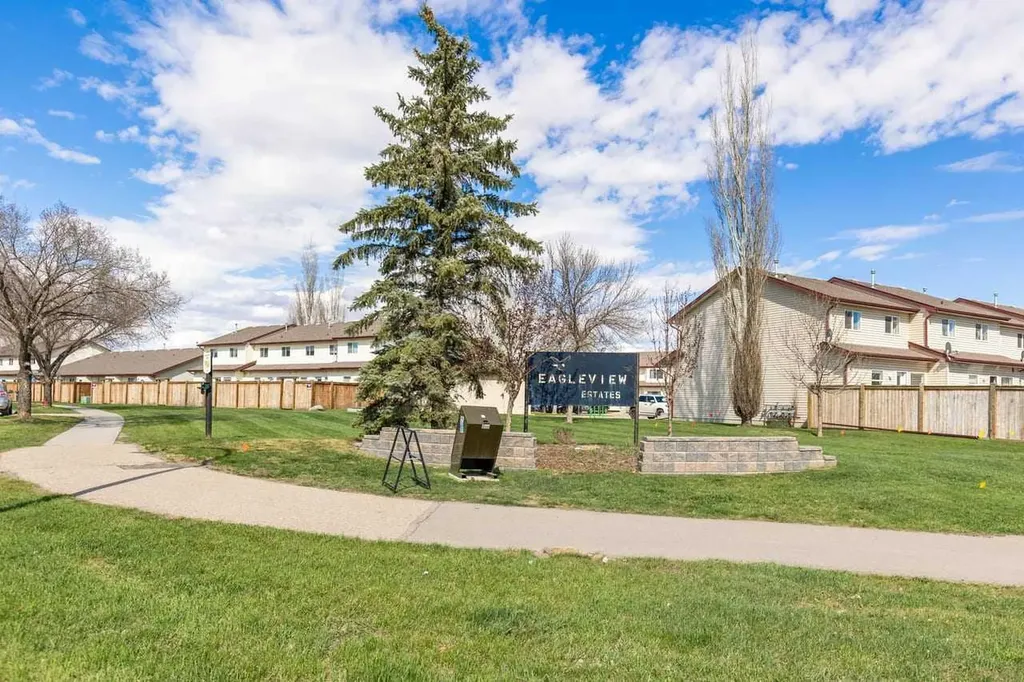 1503 Eagleview Place NW High River AB T1V 1X1