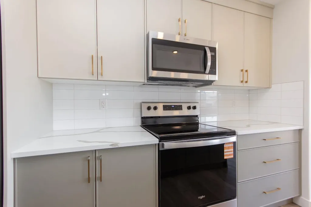 6303 58 Street Ponoka AB T4J 0C4