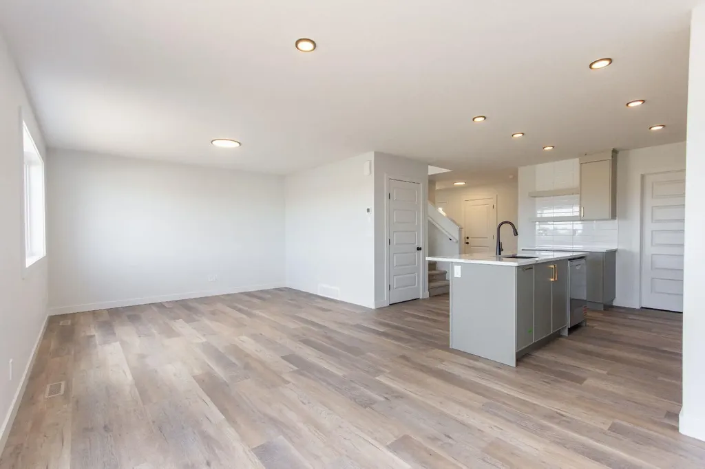 6303 58 Street Ponoka AB T4J 0C4