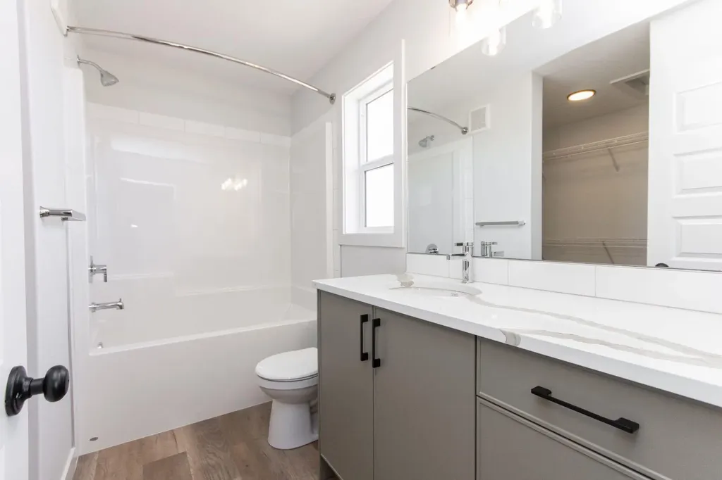 6303 58 Street Ponoka AB T4J 0C4