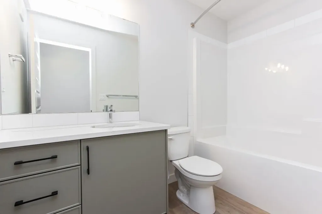 6303 58 Street Ponoka AB T4J 0C4