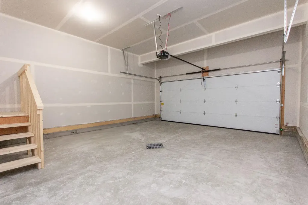 6303 58 Street Ponoka AB T4J 0C4