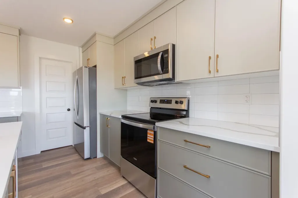 6303 58 Street Ponoka AB T4J 0C4