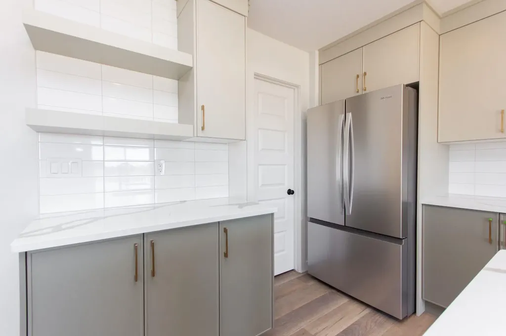 6303 58 Street Ponoka AB T4J 0C4