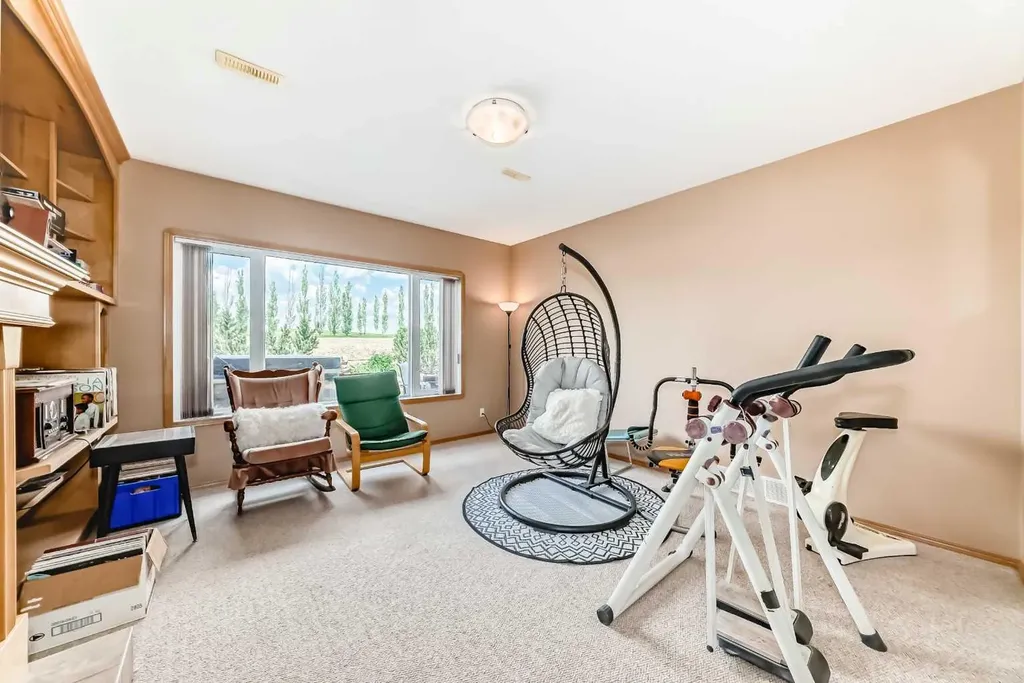 14 Wyndham Park View Carseland AB T0J 0M0
