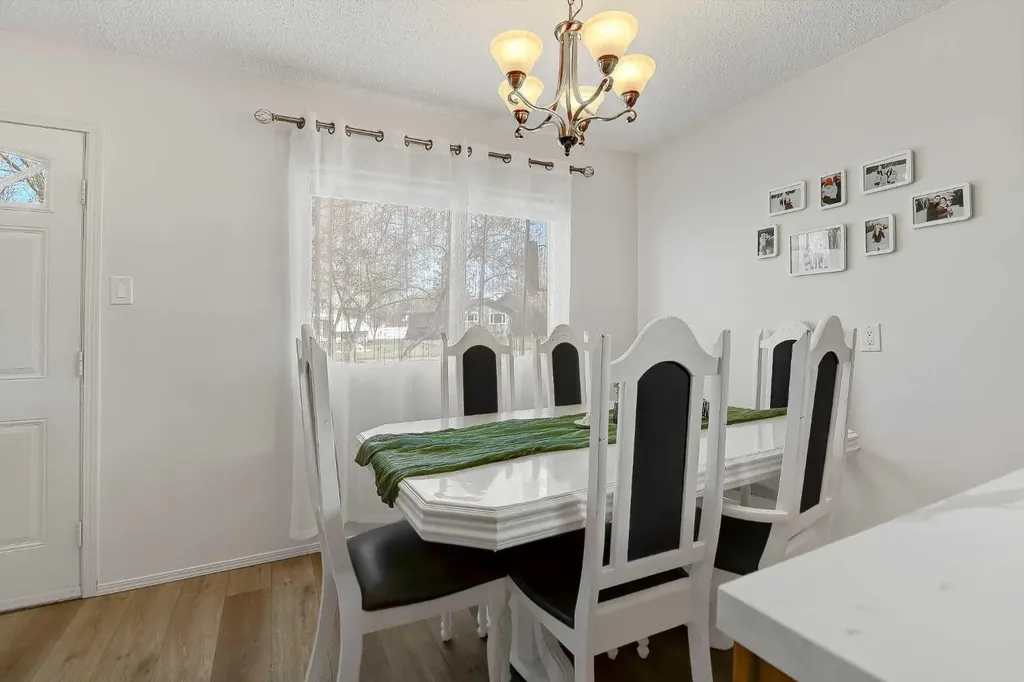 9741 119 Avenue Grande Prairie AB T8V3P7