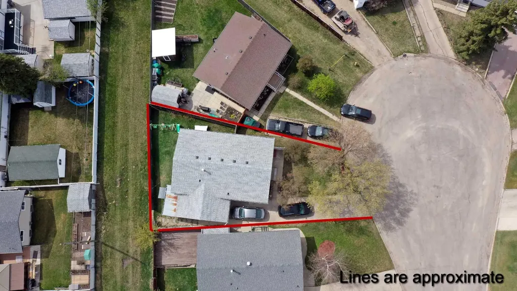 9741 119 Avenue Grande Prairie AB T8V3P7