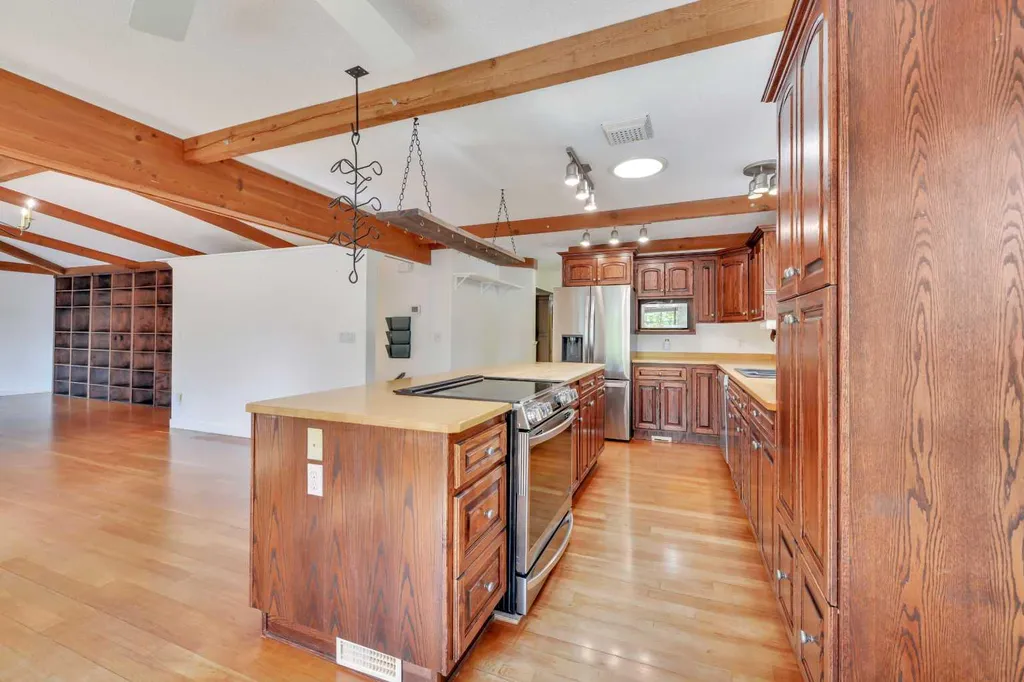 1313 Balm Road Sunbreaker Cove AB T0C 0J0