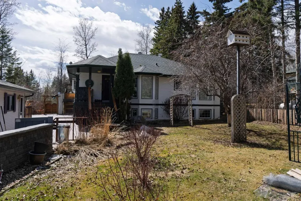 1313 Balm Road Sunbreaker Cove AB T0C 0J0