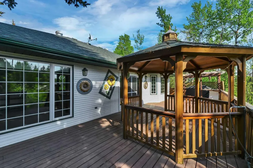 1313 Balm Road Sunbreaker Cove AB T0C 0J0