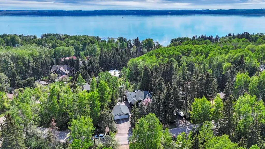 1313 Balm Road Sunbreaker Cove AB T0C 0J0