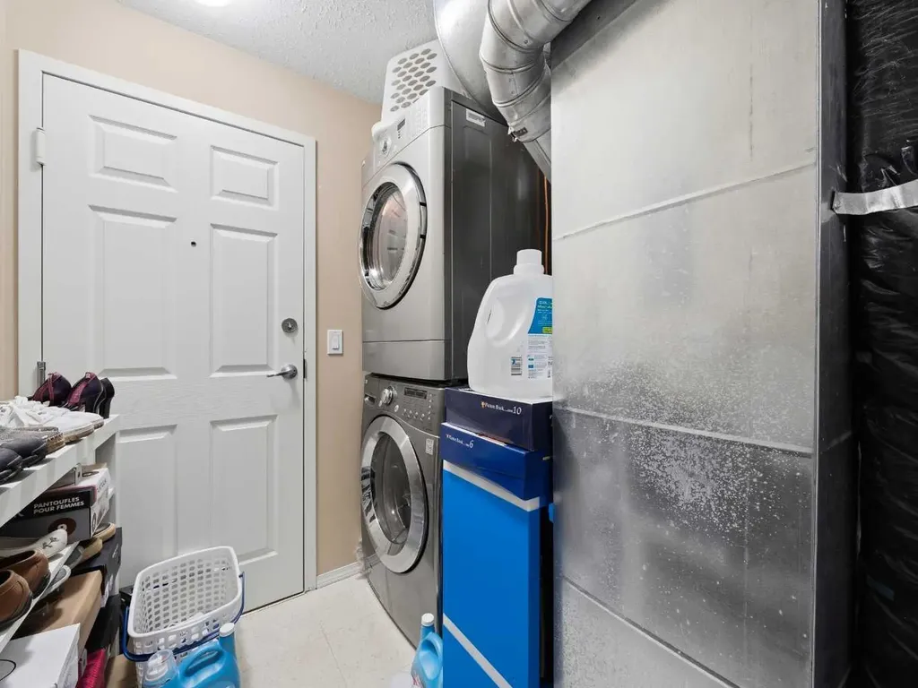 6550 Old Banff Coach Road SW Calgary AB T3H 4J4