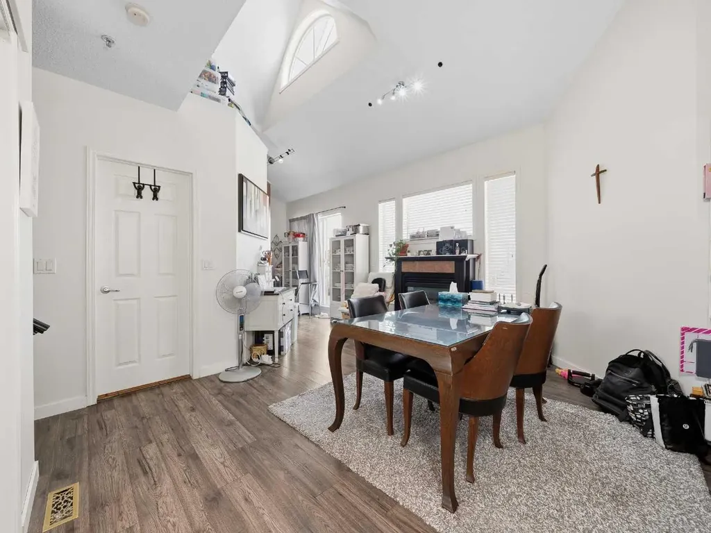 6550 Old Banff Coach Road SW Calgary AB T3H 4J4
