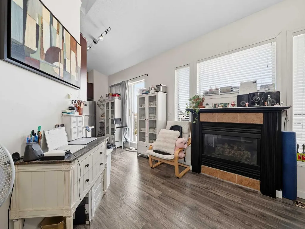 6550 Old Banff Coach Road SW Calgary AB T3H 4J4