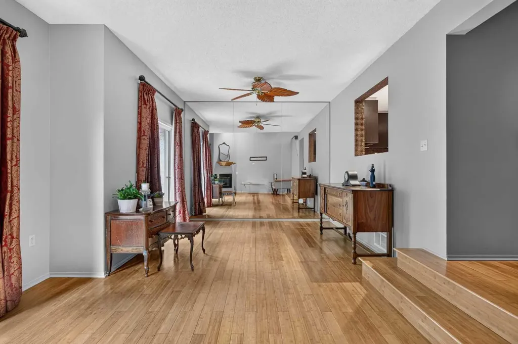 5810 Patina Drive SW Calgary AB T3H 2Y6