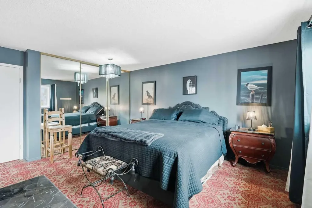 5810 Patina Drive SW Calgary AB T3H 2Y6