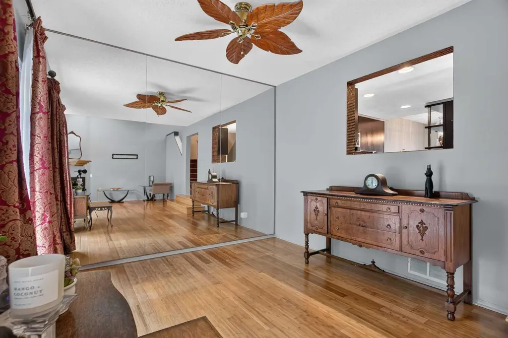 5810 Patina Drive SW Calgary AB T3H 2Y6