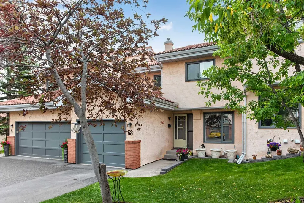 5810 Patina Drive SW Calgary AB T3H 2Y6