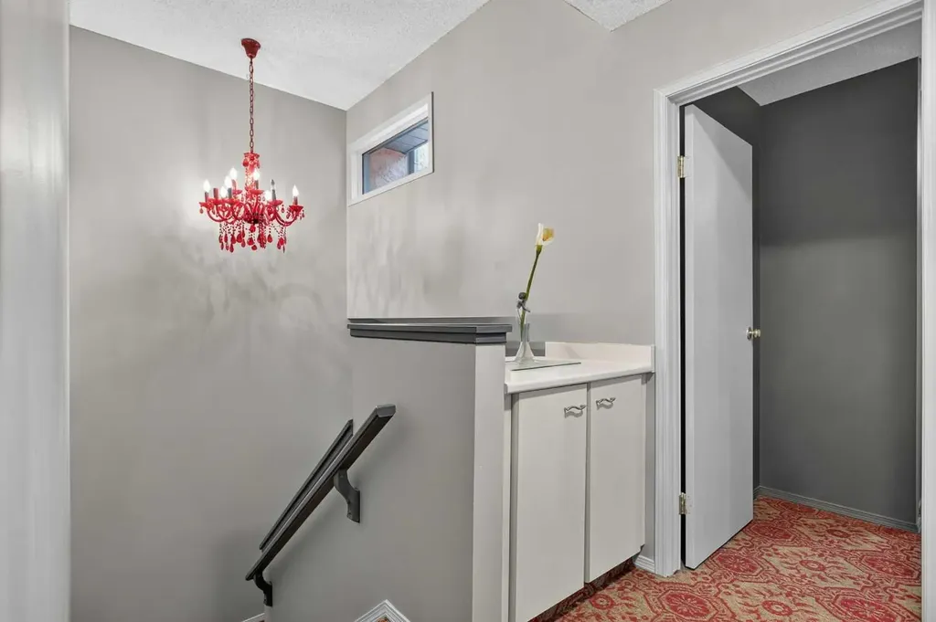 5810 Patina Drive SW Calgary AB T3H 2Y6