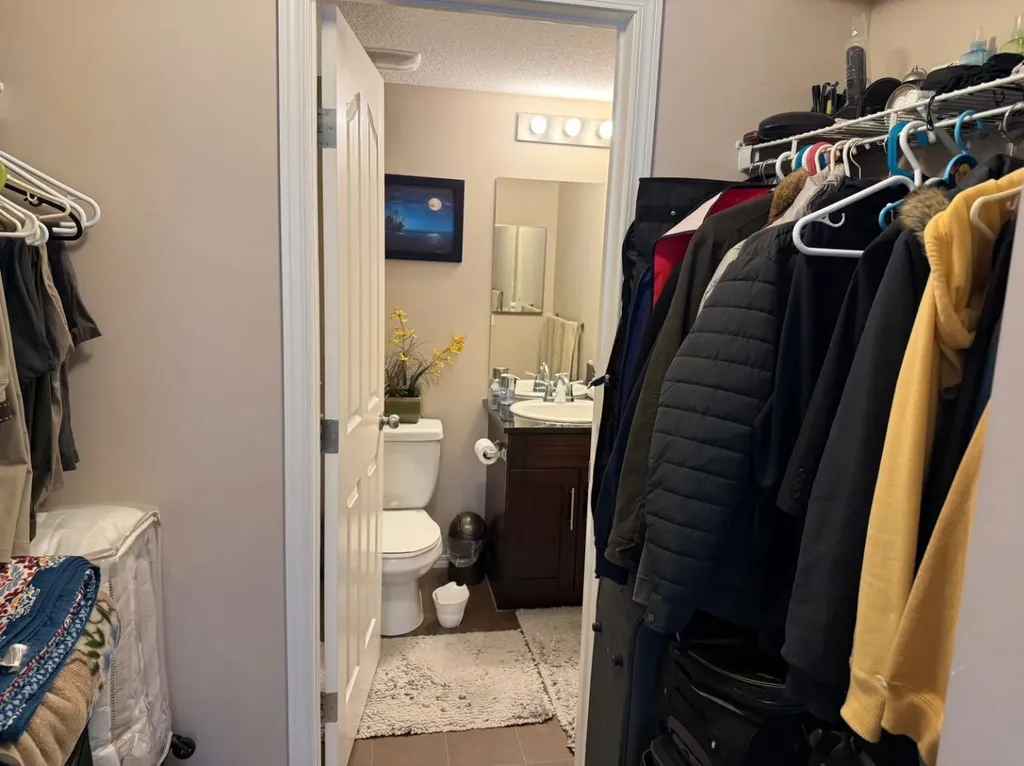 7210 80 Avenue NE Calgary AB T3J0N7