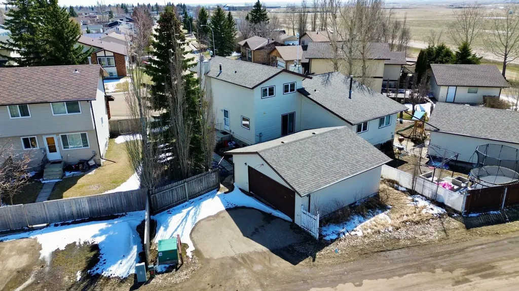 177 Shacker Crescent Hanna AB T0J 1P0