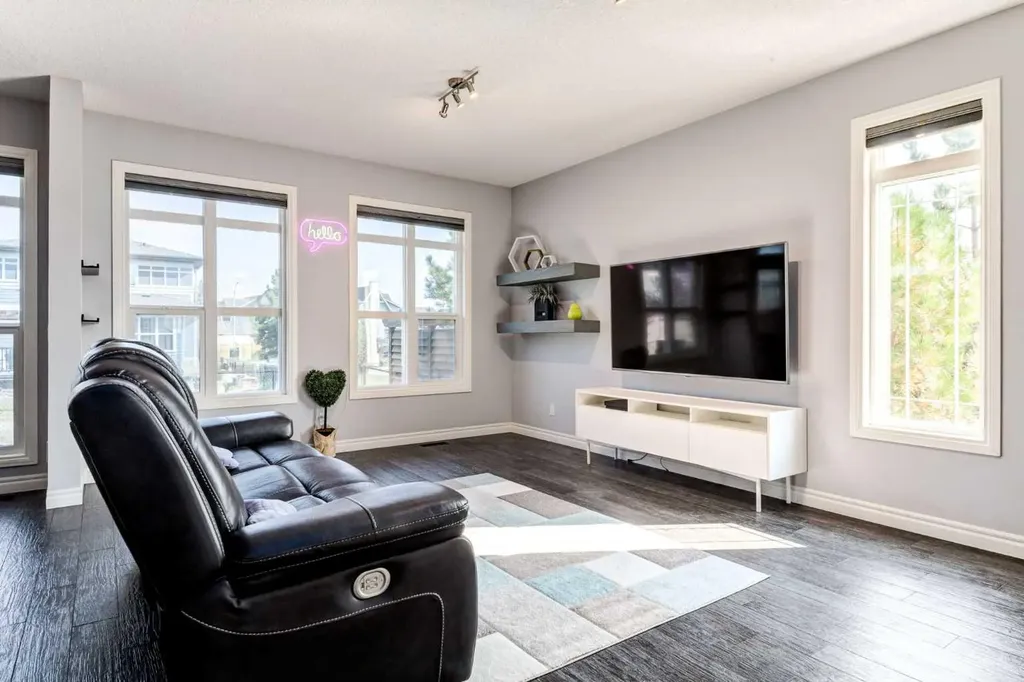 14 Marquis Heights SE Calgary AB T3M1X6