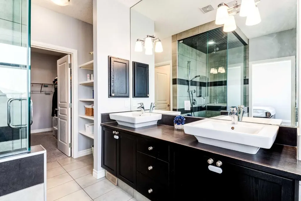 14 Marquis Heights SE Calgary AB T3M1X6
