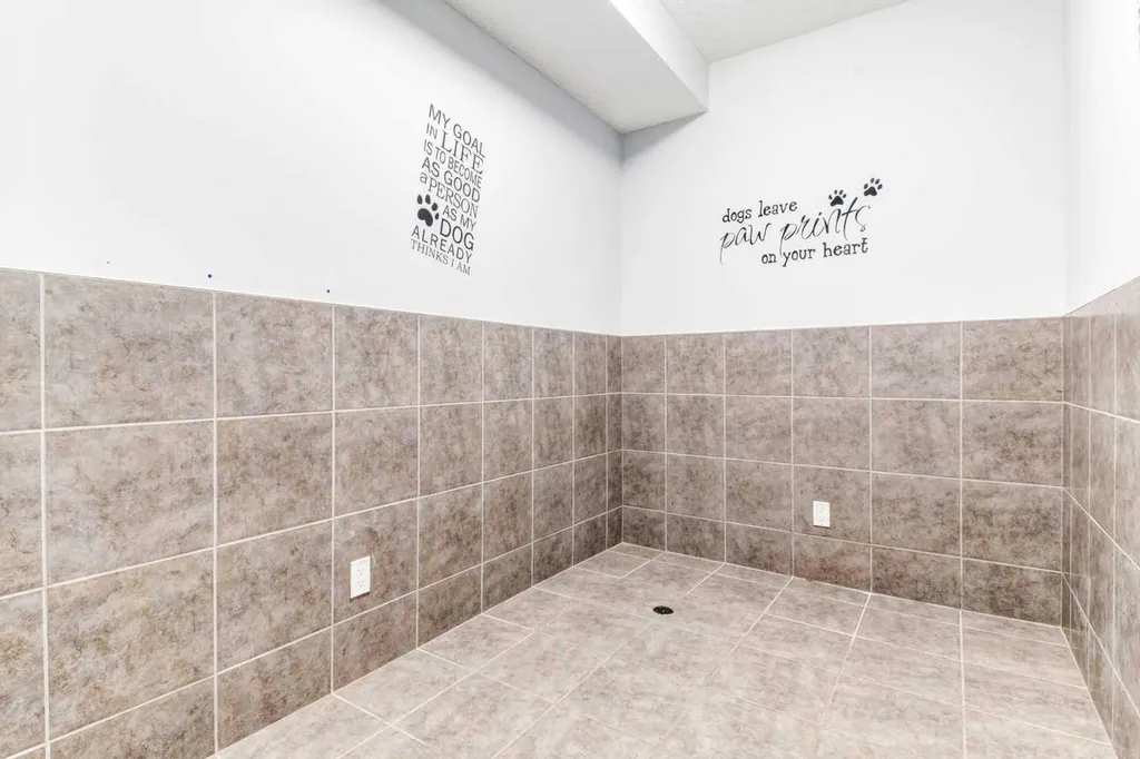 14 Marquis Heights SE Calgary AB T3M1X6