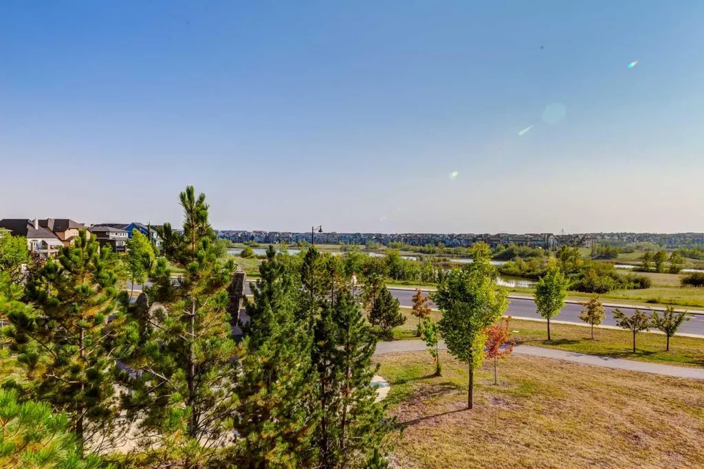 14 Marquis Heights SE Calgary AB T3M1X6