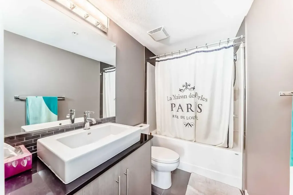11 Mahogany Row SE Calgary AB T3M 2L6