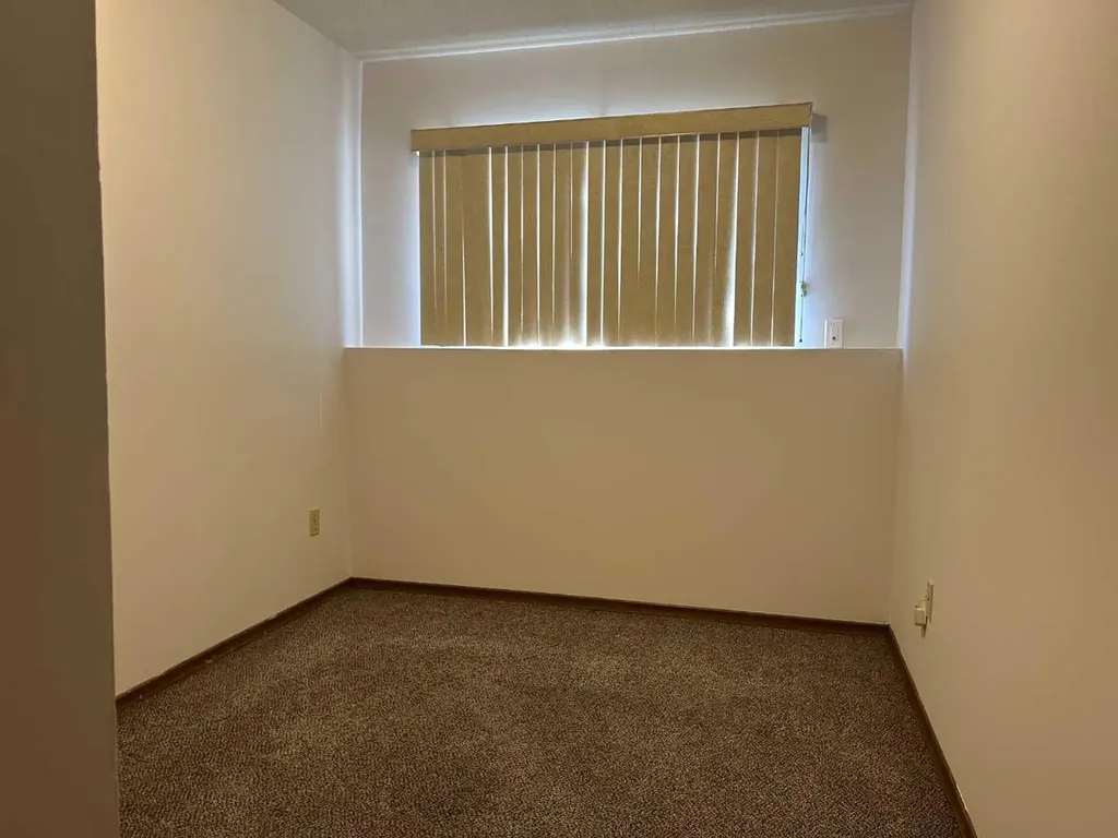 223 5 Street NW Medicine Hat AB T1A 7X9