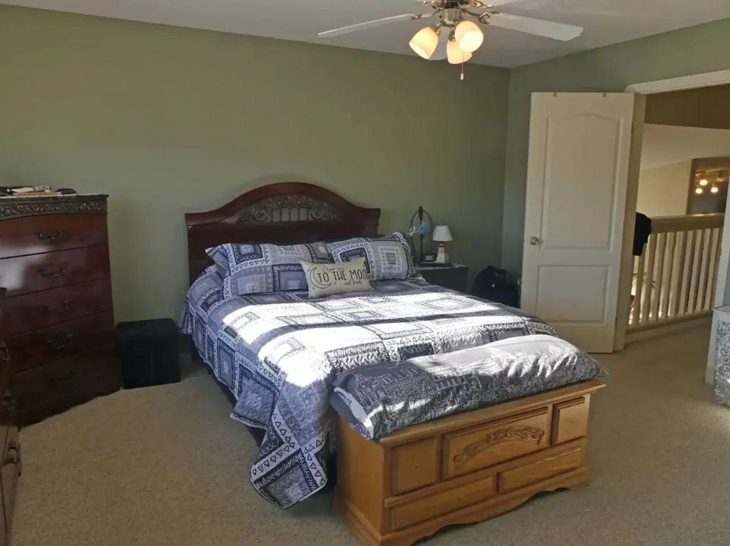 10660 125 Avenue Grande Prairie AB T8V 8K8