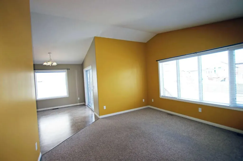 10660 125 Avenue Grande Prairie AB T8V 8K8