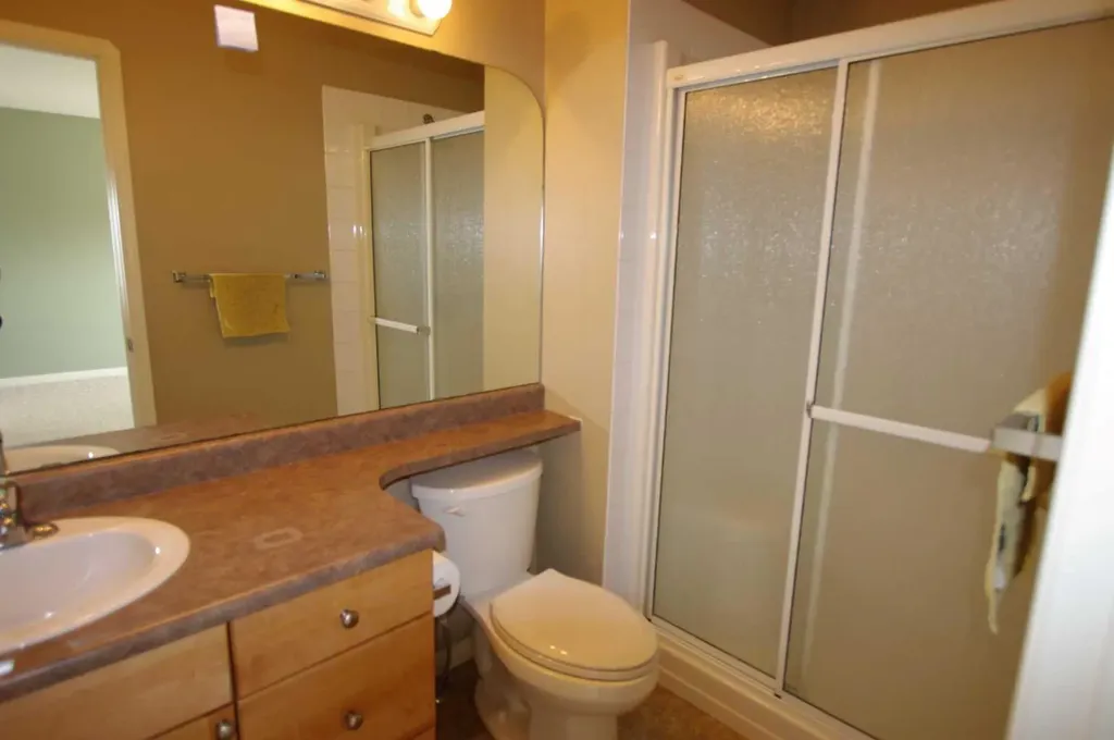 10660 125 Avenue Grande Prairie AB T8V 8K8
