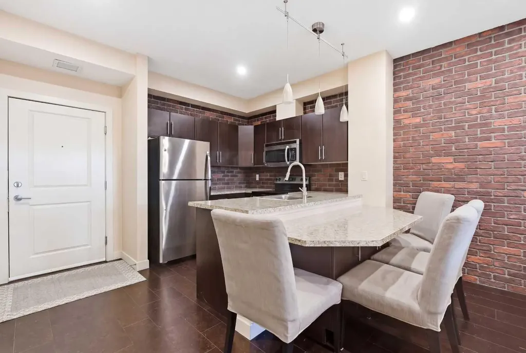 2727 28 Avenue SE Calgary AB T2B 0L4