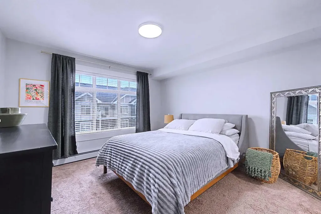 155 Skyview Ranch Way NE Calgary AB T3N 0L4
