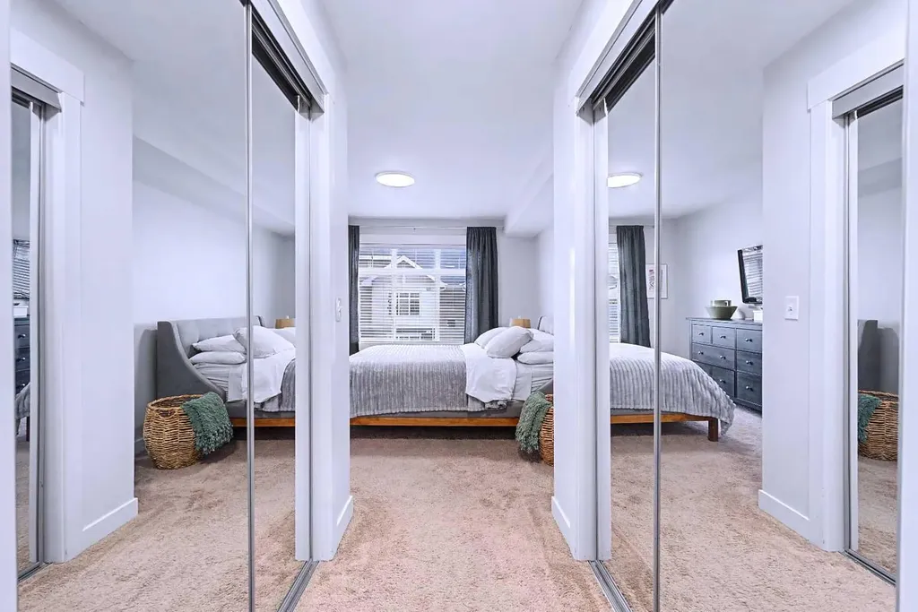 155 Skyview Ranch Way NE Calgary AB T3N 0L4