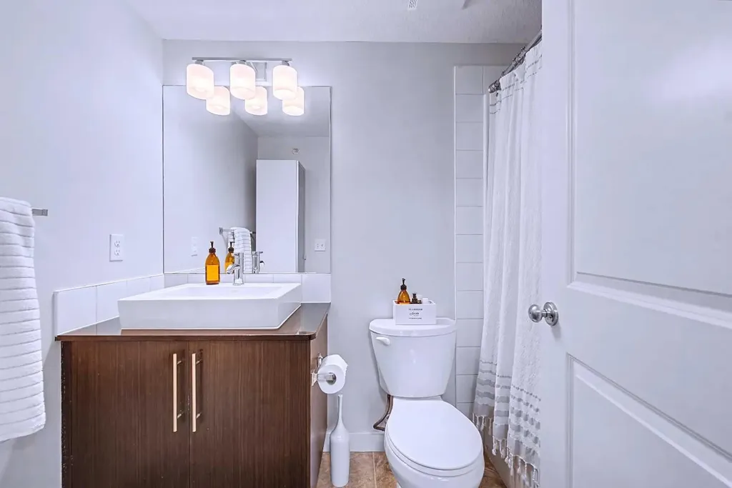 155 Skyview Ranch Way NE Calgary AB T3N 0L4
