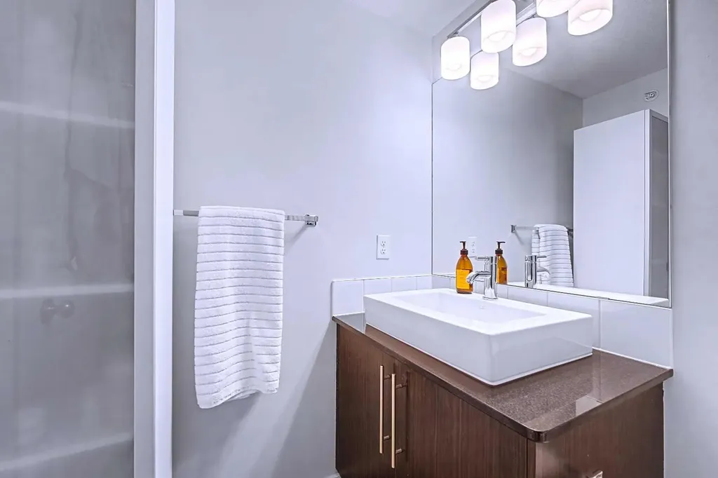 155 Skyview Ranch Way NE Calgary AB T3N 0L4