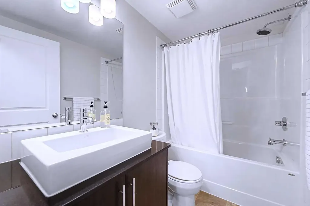 155 Skyview Ranch Way NE Calgary AB T3N 0L4