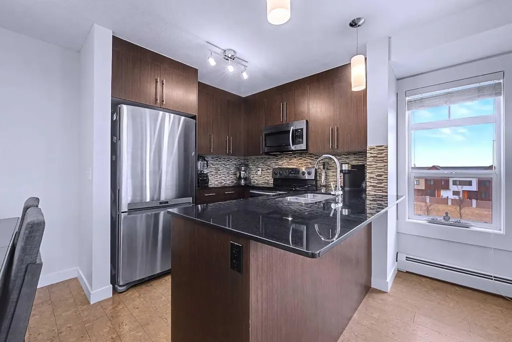 155 Skyview Ranch Way NE Calgary AB T3N 0L4