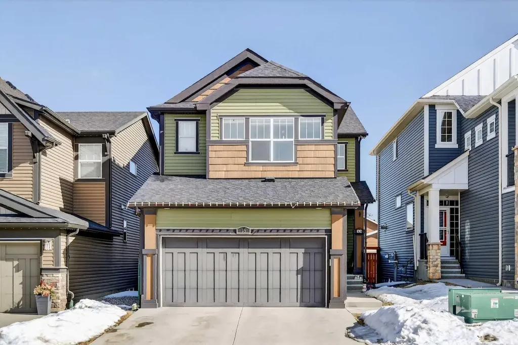 15 Fireside Crescent Cochrane AB T4C 2L4