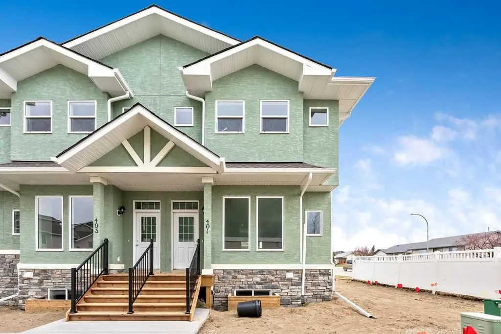 401 Strathcona Circle Strathmore AB T1P 0B1