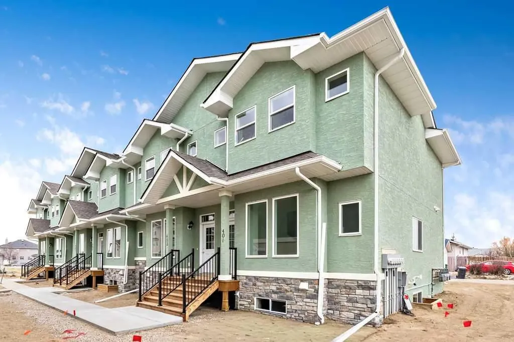 401 Strathcona Circle Strathmore AB T1P 0B1