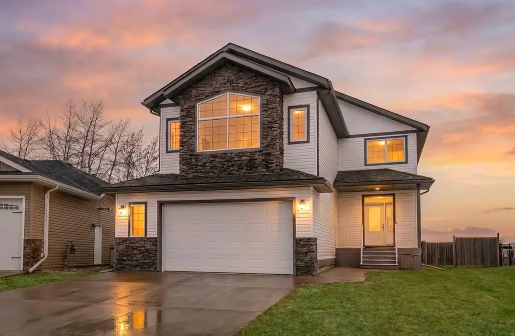 1235 21 Street Bowden AB T0M0K0