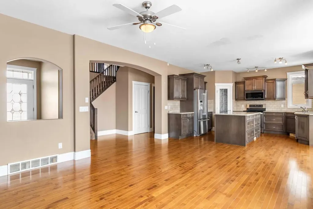 1235 21 Street Bowden AB T0M0K0