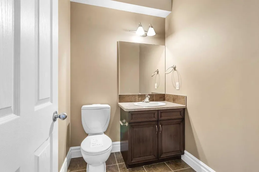 1235 21 Street Bowden AB T0M0K0